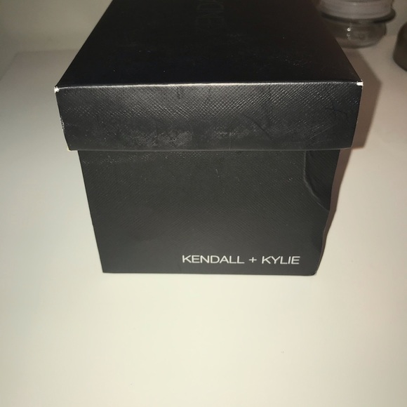 Slides - Picture 4 of 4